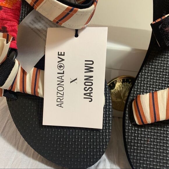ARIZONA LOVE TREKKY SANDALS BY JASON WU - 41 (11) - Picture 4 of 8